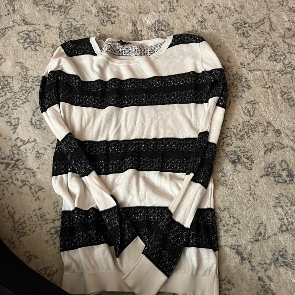 Express women’s long sleeve shirt sized medium